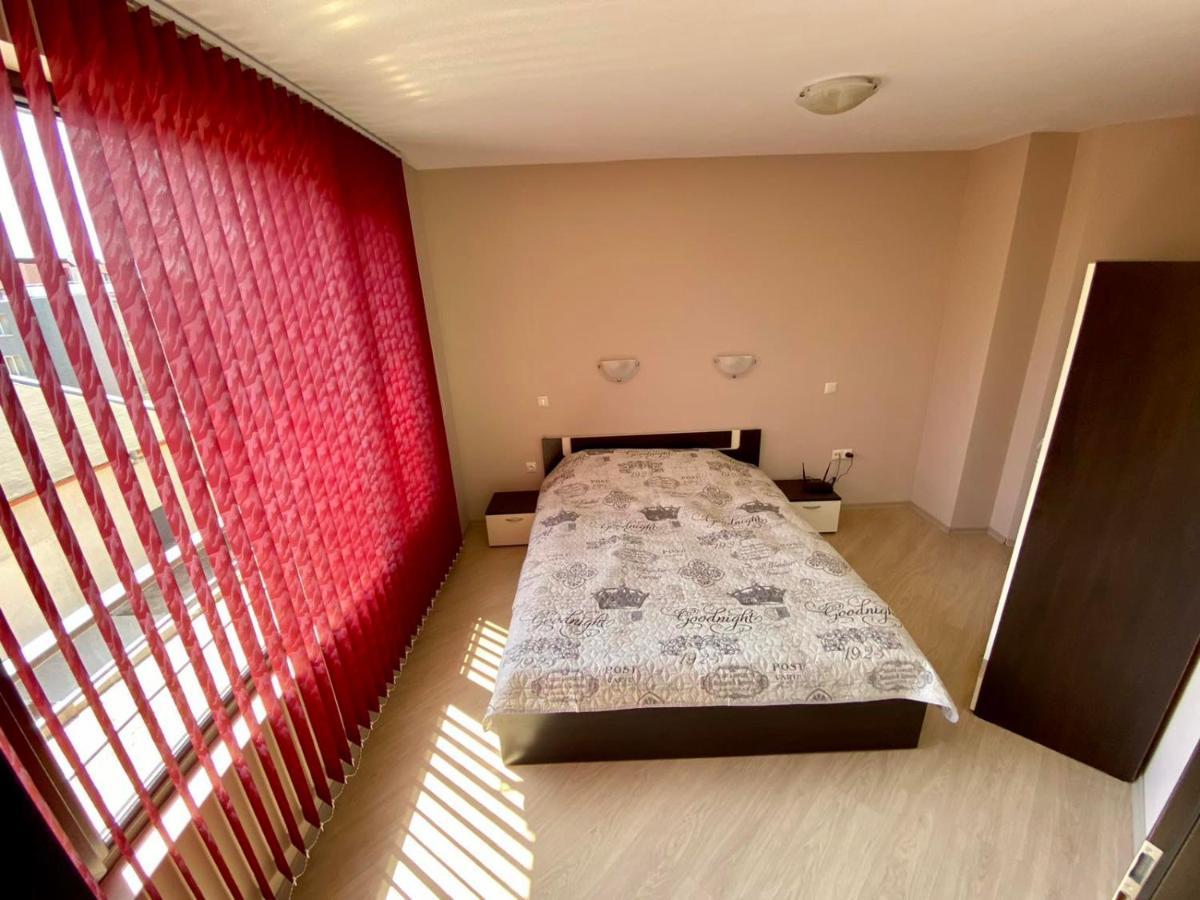 Cozy Apartment In The Center Of Primorszko Kültér fotó
